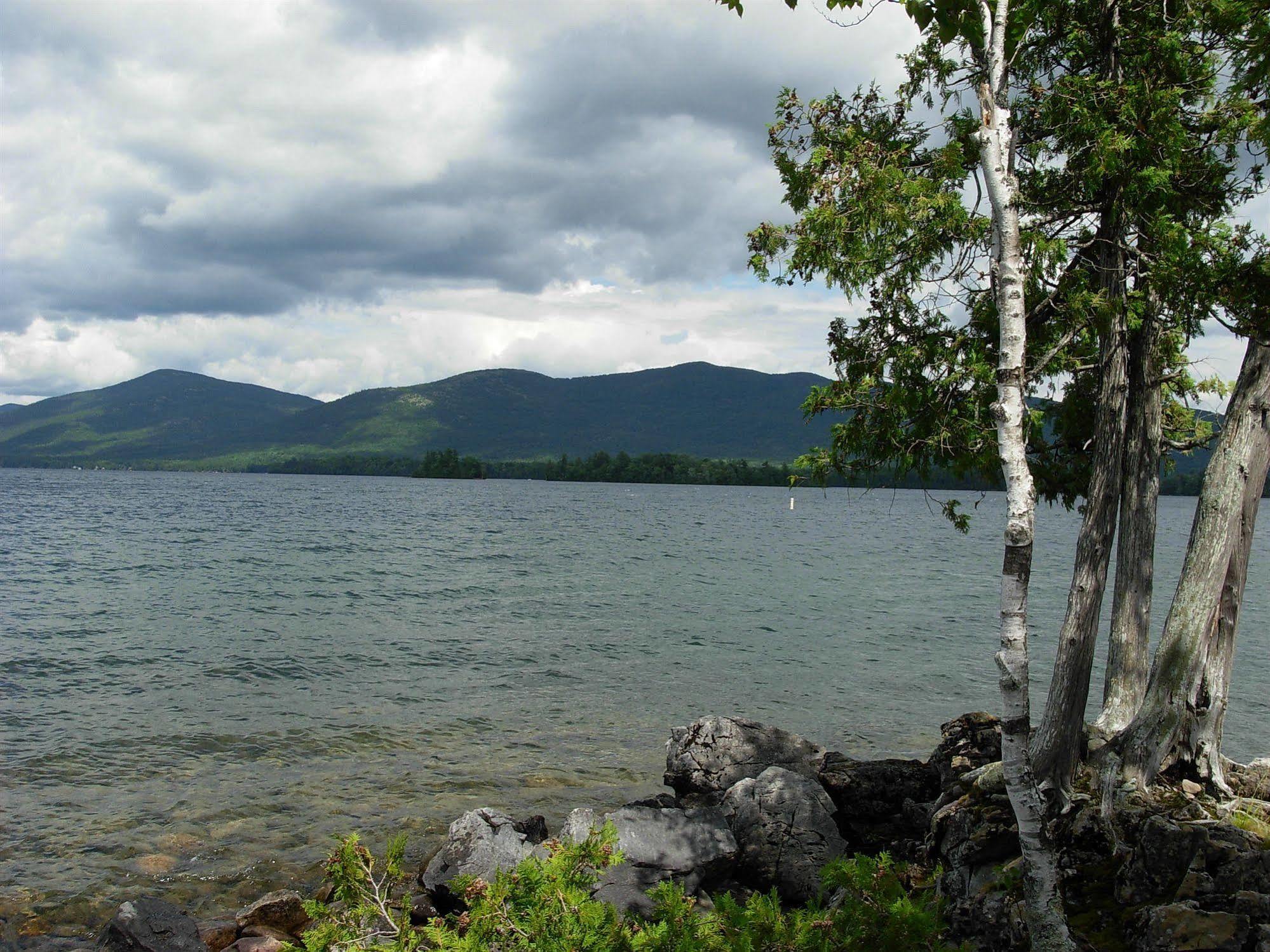 Lake George Diamond Cove Cottages, Cabins, & Hotel Exterior foto